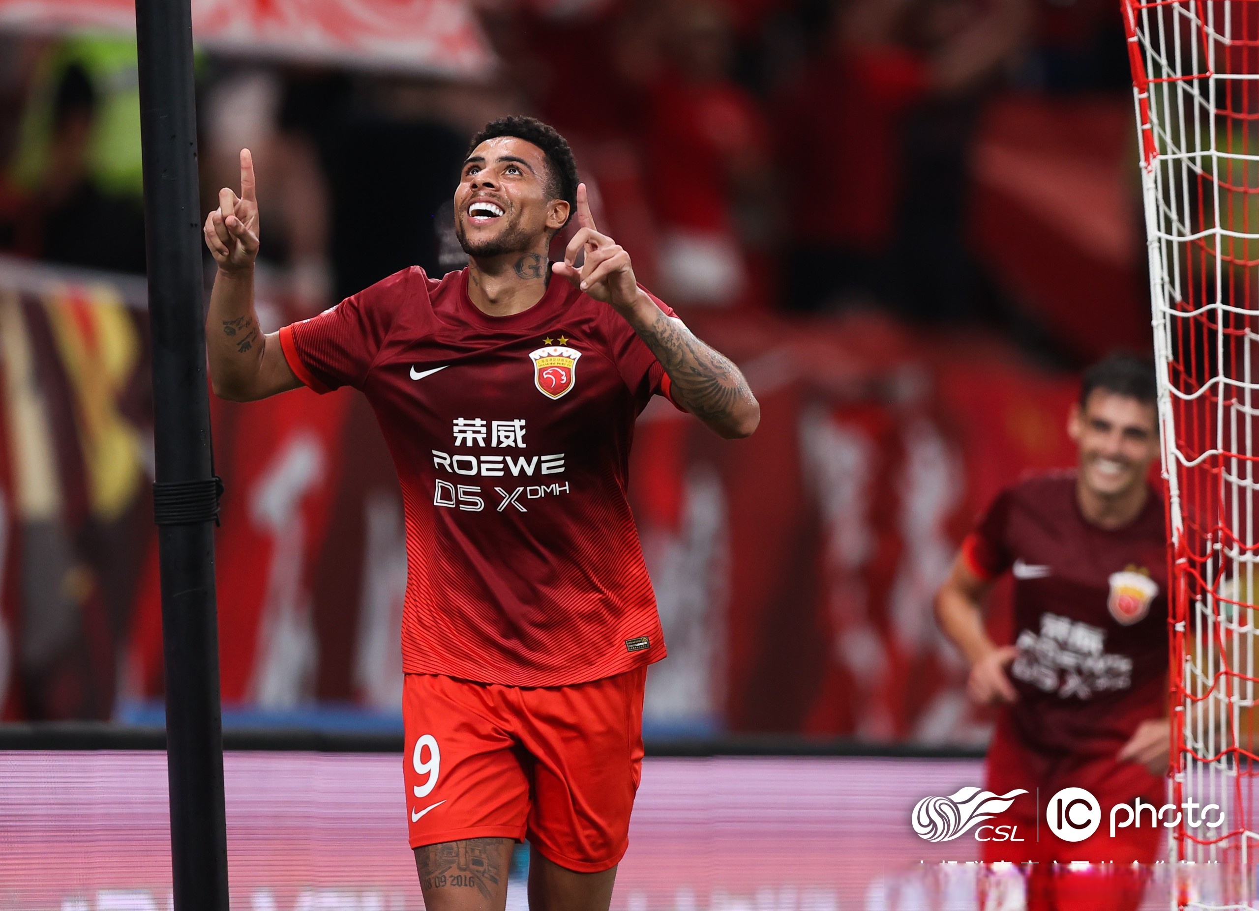 关键时刻西甲焦点战,阿斯顿维拉远射贴柱,悬念犹存,更衣室氛围转暖(阿斯顿维拉vs布赖顿)-九游