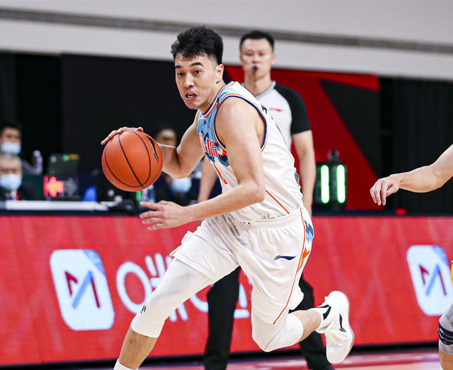 今晨新疆广汇备战CBA常规赛,迎来里程碑细节曝光,震撼外界,阵容厚度经受考验的简单介绍-体育社区