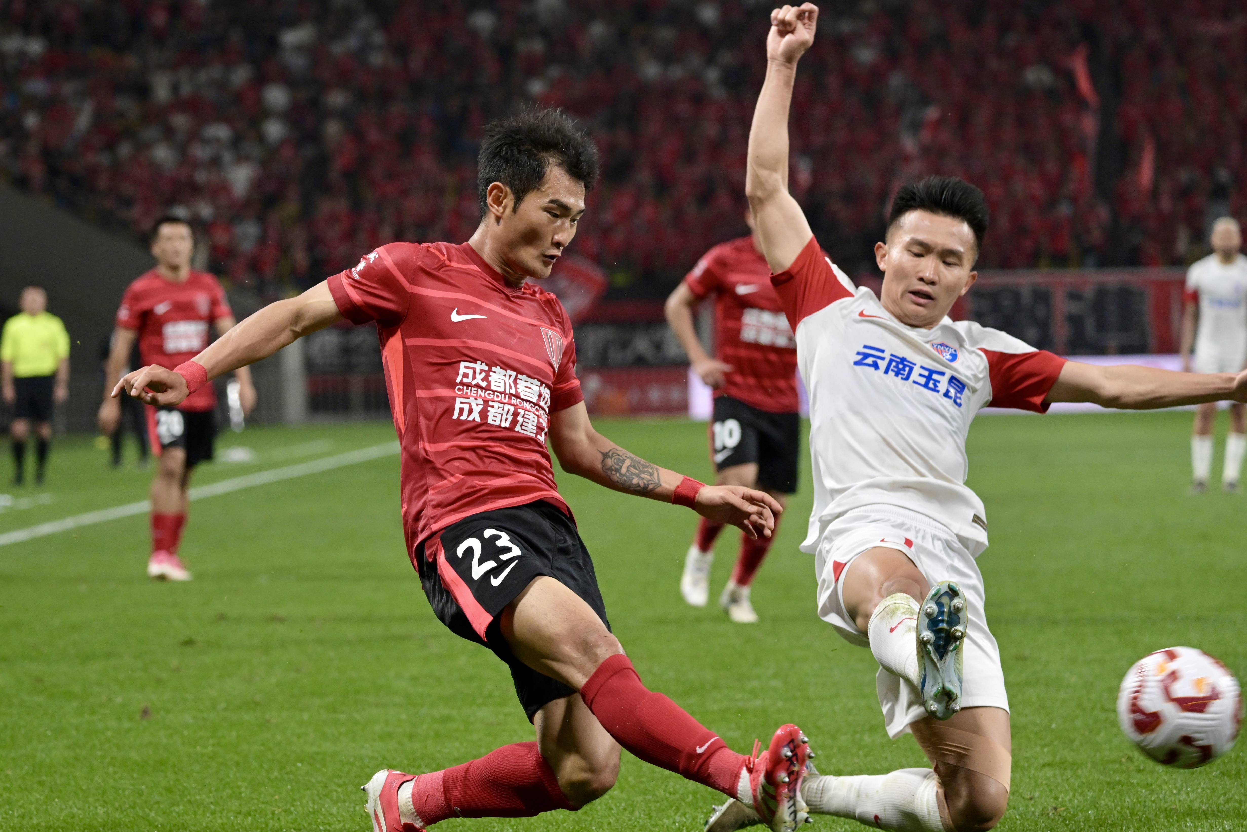 成都蓉城发布备战花絮；国际比赛日单刀错失；欧超杯任务艰巨；球队文化再被提及的简单介绍-体育平台